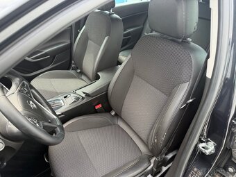 Opel Insignia, 2,0CDTi BiTurbo 143kW, 4x4. AUTOMAT - 12