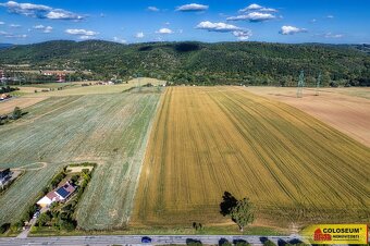 Veverská Bítýška - pozemek 2.097 m2 - pozemek - 12