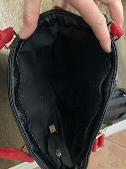 černá kabelka + kapsička NOVÉ, červená černá - 12