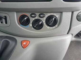 Opel Vivaro 1.9 CDTI / Renault Trafic,  jen 120 500 km , 7 m - 12