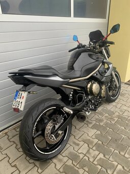 Yamaha XJ6 N - 12