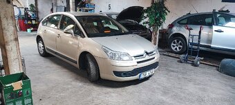 CITROËN C4 1.6 HDi 80kW, 142000km - 12