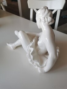 Staré porcelánové sošky Jihokera a iné - 12