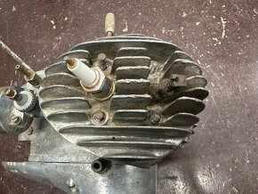 Predám MOTOR MANET 90 dvoupist, kompletný - 12