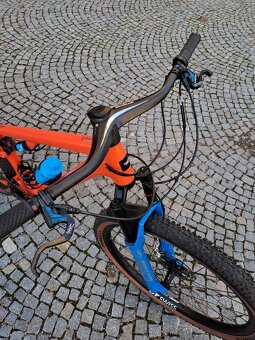 NOVÝ nejetý Santa Cruz Blur C / Rock Shox SID / Sram GX / ve - 12
