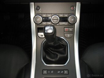 Land Rover Range Rover Evoque 2.0TD4 150PS SE Dynamic M/T 4x - 12