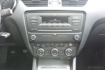 PRODÁM Škoda Octavia 1.2TSi AUTOKLIMAVYHŘÍV.SEDADLA - 12