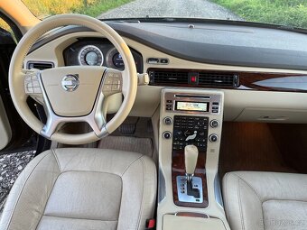 Volvo S80 V8, 2009, 4.4, 232kw - 12