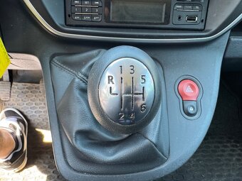 Renault Kangoo 1,5 DCI KLIMA - 12