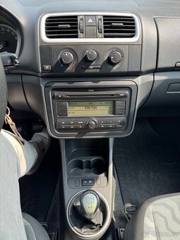 Škoda Fabia II 1.4 16V Ambiente - 12