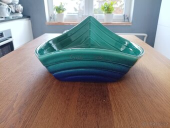 MODERNÍ KAMENINOVÁ MÍSA VE TVARU LODI APOLIA BRETAGNE - 12