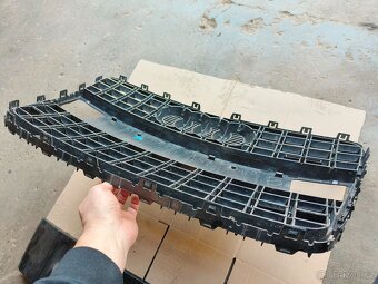 Audi grill sline Q7 4L nepoškozený - 12