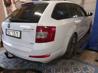 Škoda octavia 2.0 tdi 110kw - 12