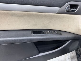 Peugeot 407 1.6 hdi - 12