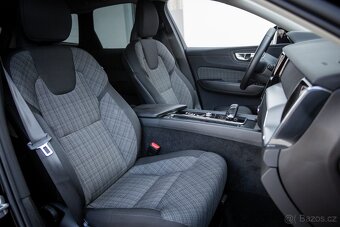 Volvo XC60 2.0 B4 mHEV Core, 145kW, 2023 - 12