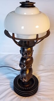 UPCYKLOVANÁ LAMPA - PUPPETS LIGHT - 12