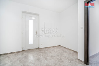 Prodej rodinného domu 4+kk, 127 m², Žiželice - 12