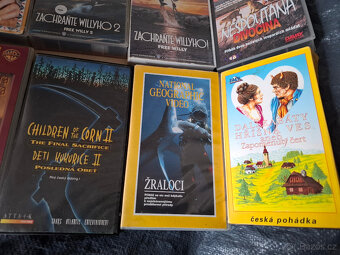 Prodám starší DVD +filmy,videokazety - 12