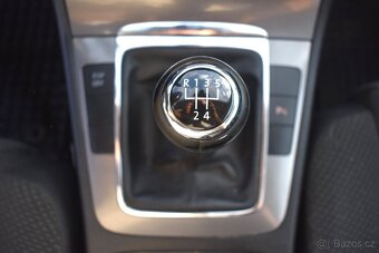 Vw Passat B6 1.9 TDi 77kW/Tažné/Manuál/256tkm - 12