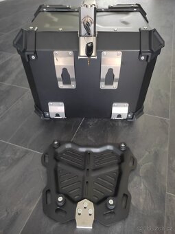 Univerzální hliníkový moto kufr 45L, 55L , 65L (Topcase) - 12