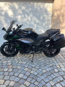Kawasaki Ninja 1000sx Tourer - 12
