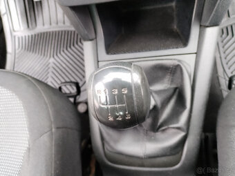 Skoda Yeti 1.2 TSI Active Plus Edition - Pěkný - 12