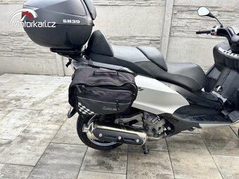 Piaggio MP3 500 - 12