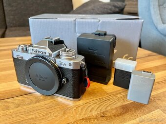 Nikon ZFC, 4x objektiv, bohaté příslušenství - 12