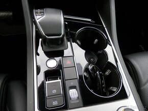 VW Touareg 3.0TDi 210Kw, Panorama, 1. maj. ČR, DPH - 12