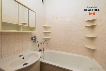 Prodej bytu 2+1 s balkonem na ul. Slavíčkova, ev.č. 00129 - 12