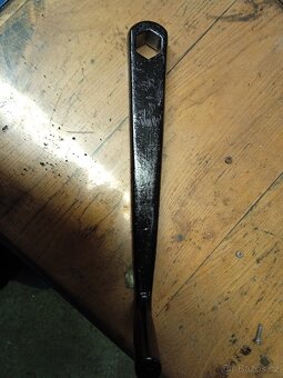 Strojní svěrák - 12