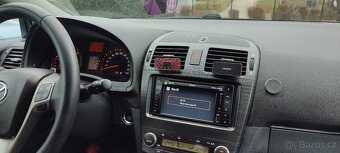 Avensis - 12