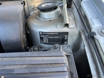 VW Bora 1,9 TDI 74 kW - 12