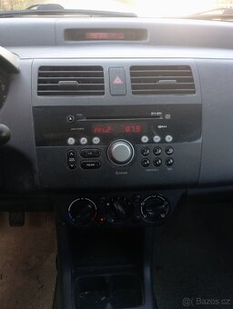 SUZUKI SWIFT 1.3, RV. 2009, DOVOZ NĚMECKO - 12