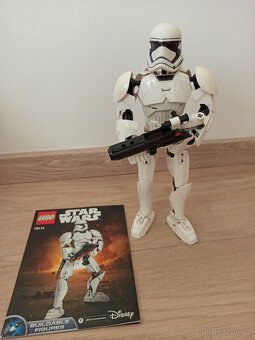 Prodám STAR WARS postavy 8 ks - 12