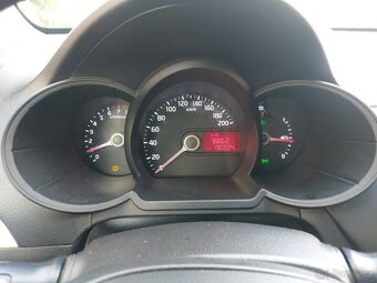 Kia Picanto 1.0 - 12