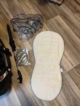 Kočárek Egg2 DIAMOND BLACK - 12