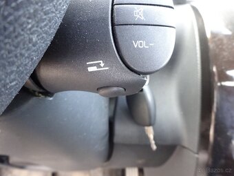 Dacia Duster 1.5 DCI r.v.2011 Po rozvodech stk:6/2028 - 12