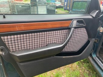 Mercedes Benz e220 w124 combi - 12