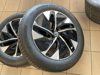 Volkswagen iD.4 Pro Perf. 150kw,tažné,tepelko,IQ LED matrix - 12