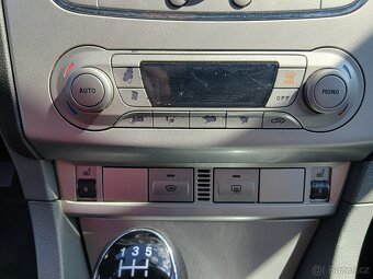 Ford Focus, 1.6 TDCI, 110 PS, facelift - 12