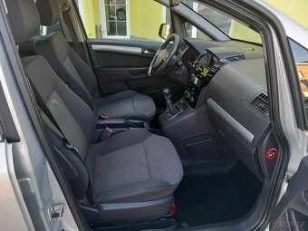 Opel Zafira 1.6i TAŽNÉ 7 MÍST 2010 BEZ KOROZE - 12