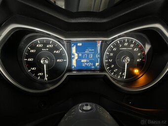 Yamaha XMAX 125-TECH MAX limitka, 12500km,rok 2022/05,2 maj - 12