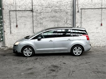 Peugeot 5008 - 12