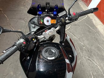 Kawasaki Versys 650 r.v. 2008 - 12
