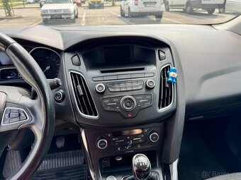 Ford Focus 1.0 EcoBoost - 12