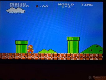 Prodám jedinečnou herní retro konzoli, HD monitor 9” - 12