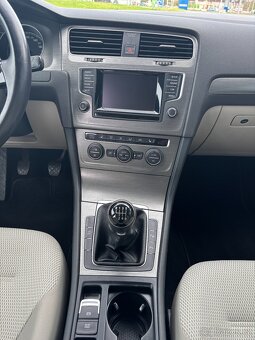 Volkswagen Golf 1.4 TSi 90kW - 12