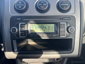 Volkswagen Touran 1.9 TDI DSG 77 kW BEZ KOROZE SERVISKA - 12