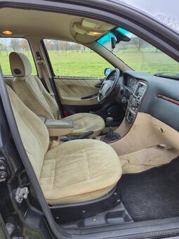 Lancia Lybra SW 2.4 JTD - 12